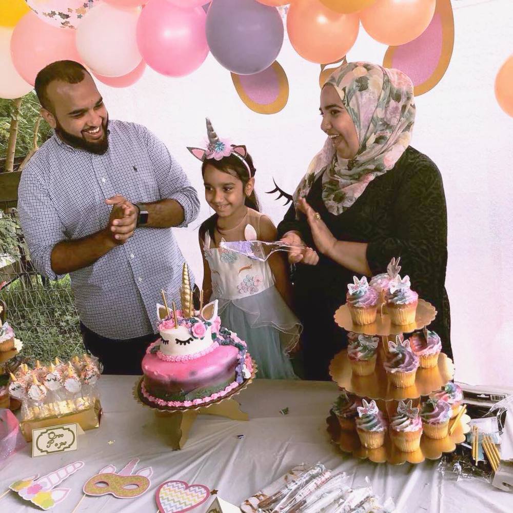 Meet your Posher, Saubia